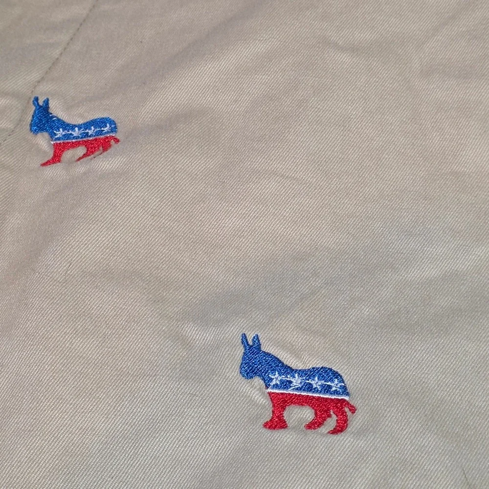 Castaway Nantucket Island Khaki Shorts Embroidered Democratic Donkey Mens 40‎